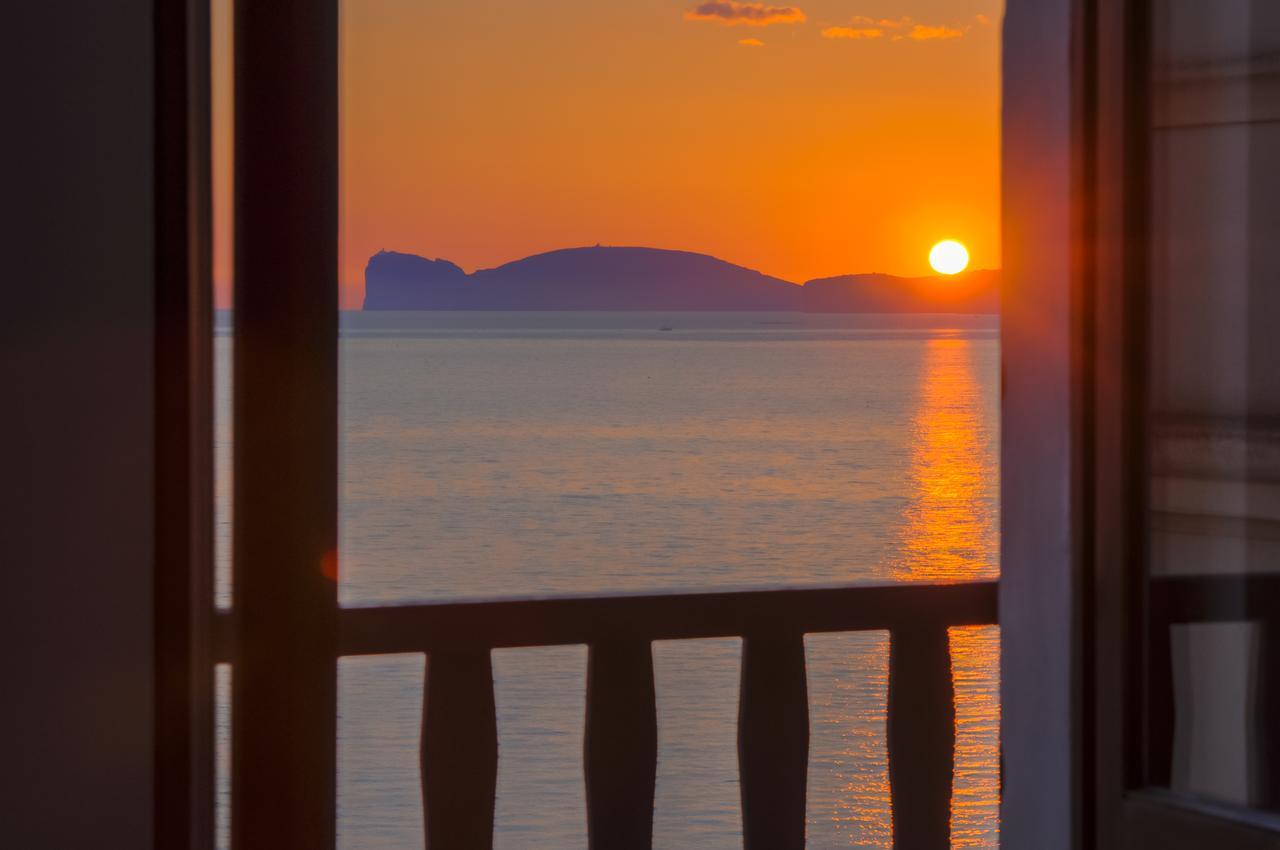 Alguerhome Casa Blu Sea View Bagian luar foto